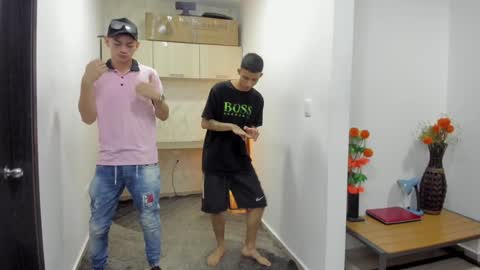 Team Cris Darwin- Fernando- Stiven- David online show from January 28, 11:17 am