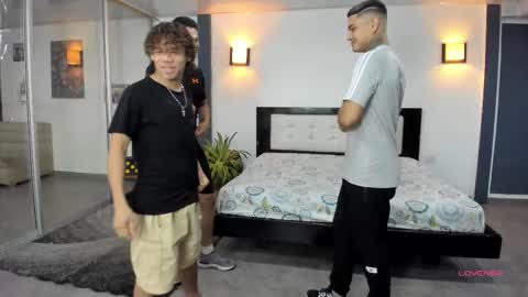 Team Cris Darwin- Fernando- Stiven- David online show from October 4, 11:37 am