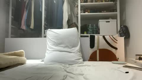 matej_cauci online show from March 4, 5:42 pm