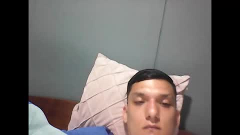 mateo114409 online show from November 17, 11:52 pm