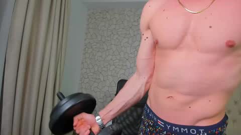 Snapshot of mateobenjamin chatting on March 12, 5:38 pm MateoBenjamin online show from March 12, 5:38 pm