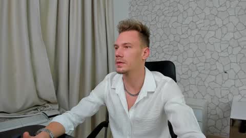 Snapshot of mateobenjamin chatting on January 3, 7:18 pm MateoBenjamin online show from January 3, 7:18 pm