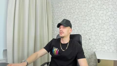 Snapshot of mateobenjamin chatting on January 24, 7:28 pm MateoBenjamin online show from January 24, 7:28 pm
