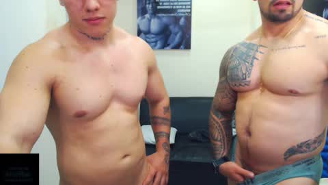 Snapshot of mateosexyhot22 chatting on October 3, 10:37 pm Mateo online show from October 3, 10:37 pm