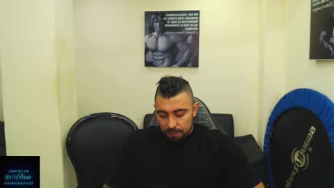 Snapshot of mateosexyhot22 chatting on September 16, 5:25 pm Mateo online show from September 16, 5:25 pm
