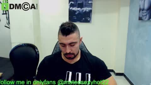 Snapshot of mateosexyhot22 chatting on December 5, 11:29 pm Mateo online show from December 5, 11:29 pm