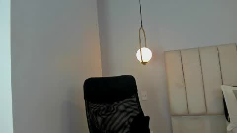 Mateo Zar online show from May 30, 1:27 am