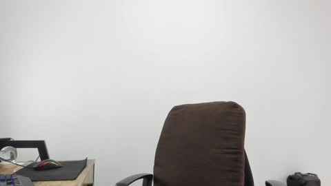 Snapshot of matheusbeard2 chatting on December 12, 1:06 pm Matheus online show from December 12, 1:06 pm