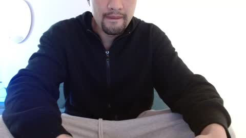 STRURIBE ON INSTAGRAM online show from February 17, 1:54 pm