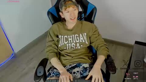 Alejandro Alex online show from February 11, 12:37 am