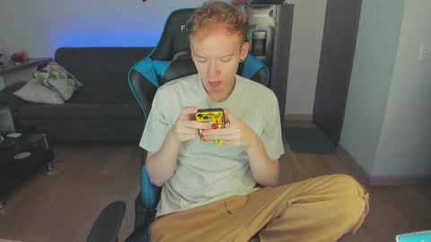 Alejandro Alex online show from January 5, 9:25 pm