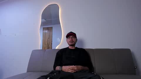 Matthew online show from November 27, 9:51 pm