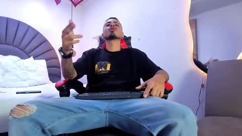 Matthew online show from March 27, 1:10 am