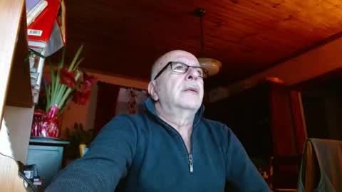 Maurice online show from January 10, 11:33 am