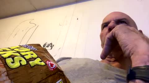 Snapshot of maverick7000 chatting on January 21, 1:08 am maverick7000 online show from January 21, 1:08 am