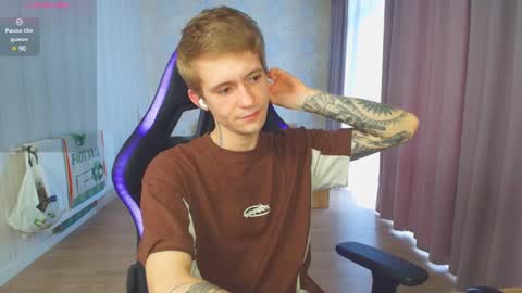 Max Gen with tats 24years  And Ethan without tats 20 years online show from December 30, 12:09 pm