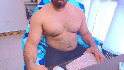 max_love25 online show from April 2, 7:55 pm