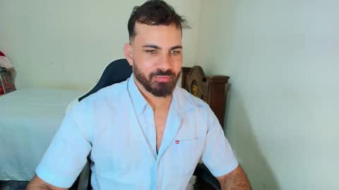 Snapshot of max_love25 chatting on September 24, 9:13 pm max_love25 online show from September 24, 9:13 pm
