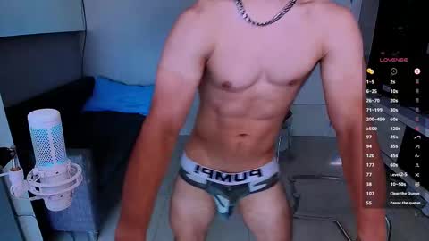 Snapshot of max_russell chatting on March 7, 3:08 am Former Porn Star online show from March 7, 3:08 am