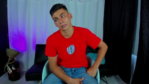 MAX     online show from January 20, 9:43 pm