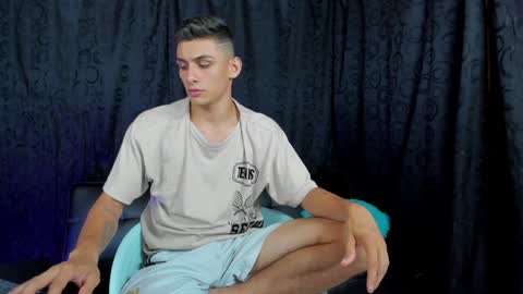 MAX     online show from December 24, 8:55 am