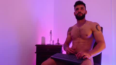 max_xl_ online show from December 26, 10:41 pm