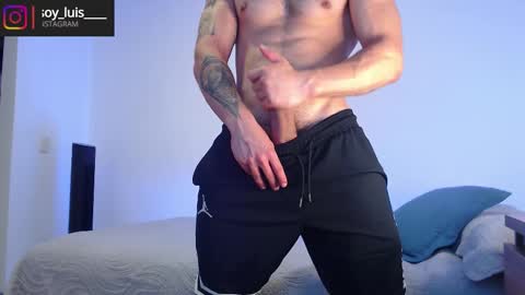 max_xl_ online show from November 19, 12:43 am