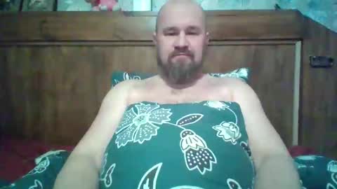 maxhunter online show from April 9, 10:05 pm