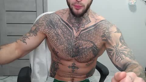 Maximus Fox online show from April 4, 8:22 am