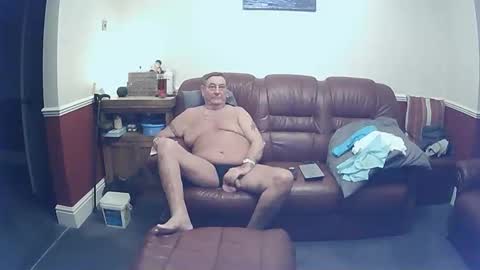 MAX online show from October 29, 11:18 pm