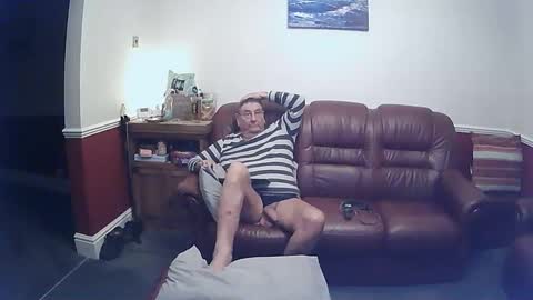 Snapshot of maxi_johnes chatting on January 24, 9:47 pm MAX online show from January 24, 9:47 pm