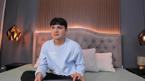 --  -- online show from October 9, 8:03 pm