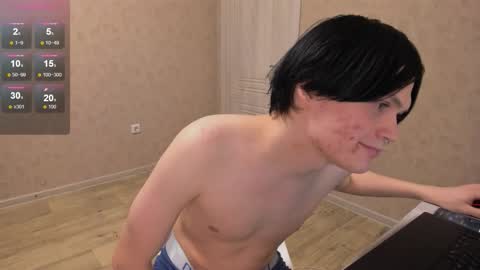 Max online show from February 20, 7:15 pm