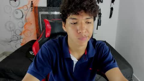 Maximiliano online show from October 30, 7:48 pm