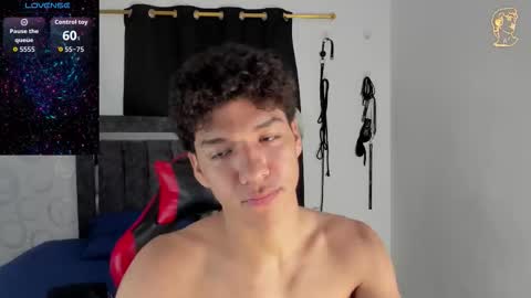 Maximiliano online show from February 1, 7:23 pm