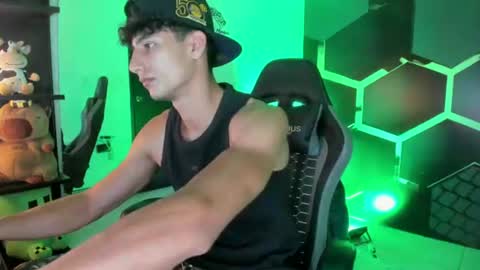 Maximo online show from July 1, 7:03 pm