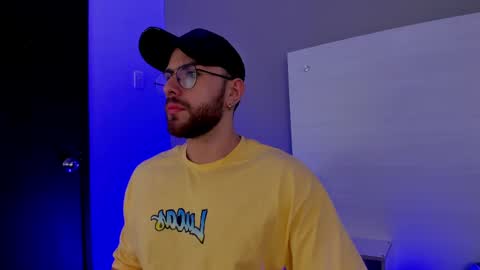 MAXIMO online show from December 16, 12:37 am