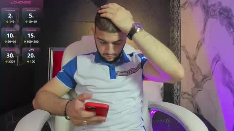 Maximus online show from December 5, 12:22 pm