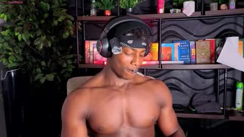 Maxmuscle10 online show from February 1, 10:03 am