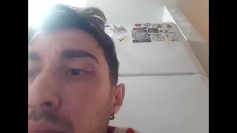 maxprada705 online show from April 19, 11:31 am