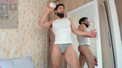 Max online show from December 6, 4:28 pm