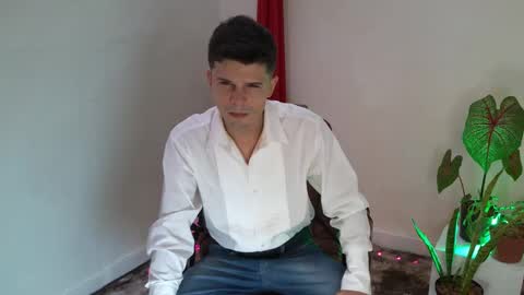 Max online show from December 21, 3:36 am