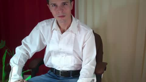 Max online show from January 7, 1:17 am