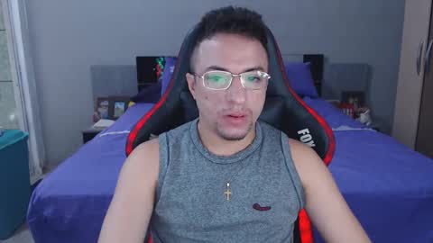 Mayke online show from November 17, 1:36 pm