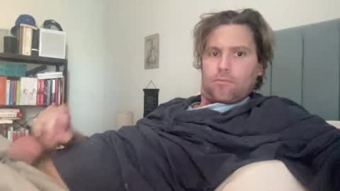 lol online show from December 4, 8:07 pm