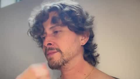 mcklister online show from April 6, 10:43 pm