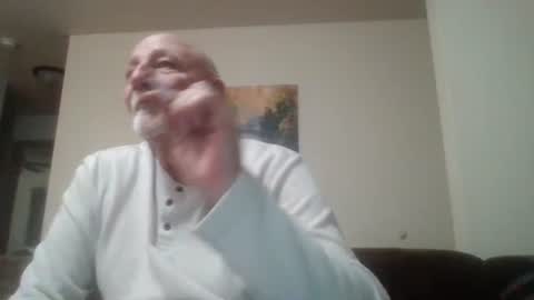 Snapshot of mdane99 chatting on December 18, 11:19 pm mdane99 online show from December 18, 11:19 pm