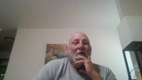 Snapshot of mdane99 chatting on October 12, 2:44 pm mdane99 online show from October 12, 2:44 pm