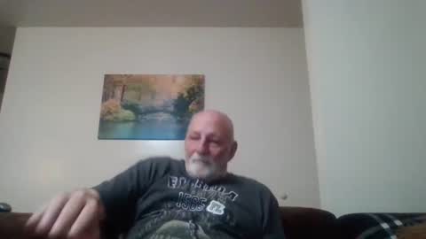 Snapshot of mdane99 chatting on December 30, 1:58 am mdane99 online show from December 30, 1:58 am