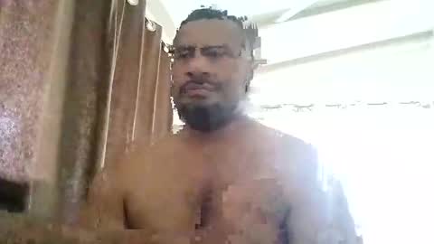 IslandBoy online show from October 13, 1:44 am